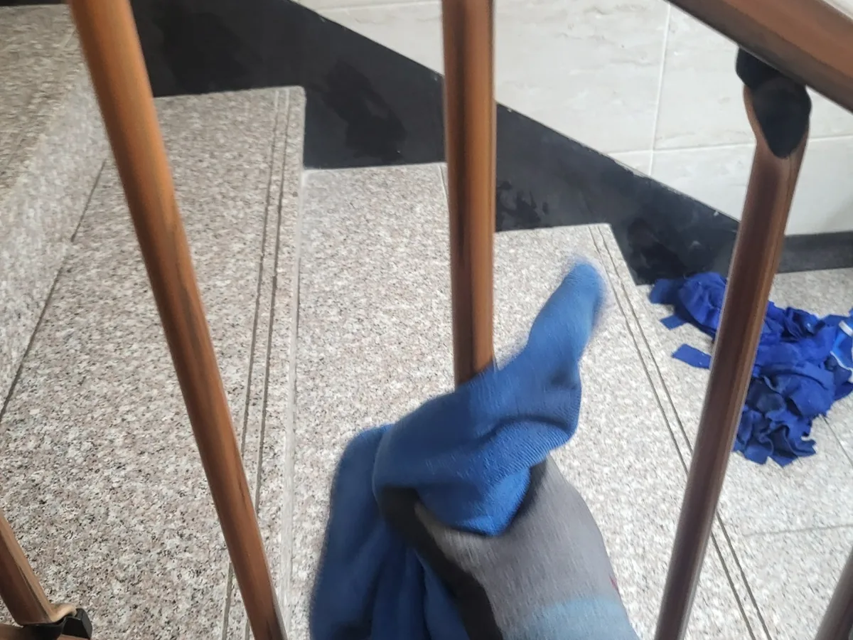 천안시 서북구 쌍용동 빌라 난간·손잡이 위생청소 사례 - 행진크린
